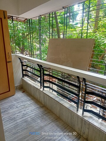 Balcony in 3 BHK Apartment at Santacruz West – for Rent