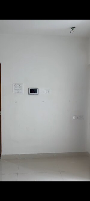 Room in 1 BHK Apartment at BG Shirke Monte Verita, Borivali East – for Rent