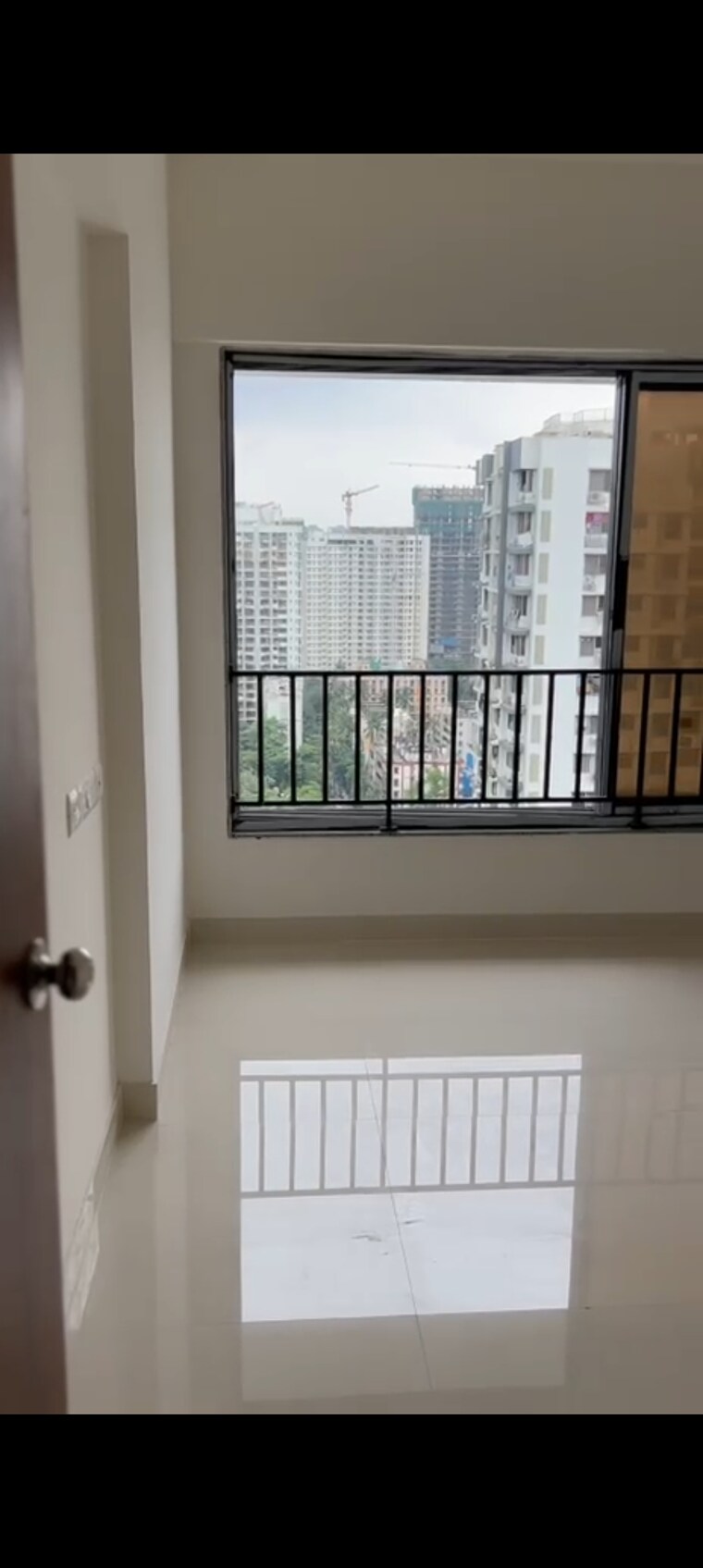 Room, bg-shirke-monte-verita 1 Bedroom 384 Sq.Ft. Apartment In Borivali East Mumbai 9533880