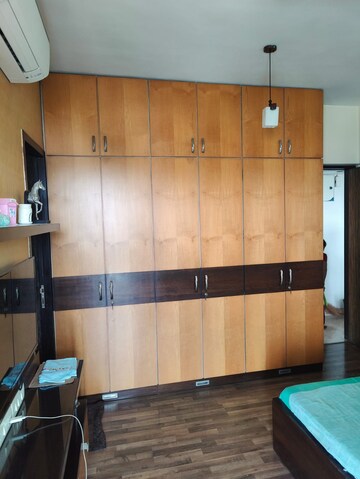 Furnished Amenities in 3 BHK Apartment at Ariisto Sapphire, Santacruz West – for Rent