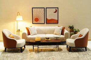 Living Room in 1.5 BHK Apartment at Yashodham Shopping Complex, Aarey Colony – for Rent