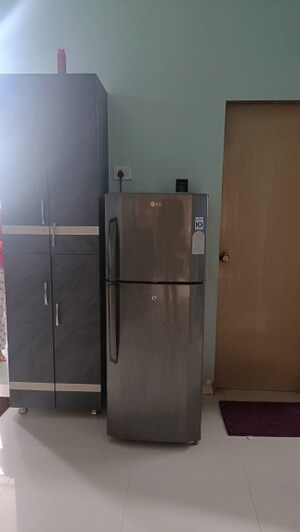 Living Room in 2 BHK Apartment at Chandkheda – for Rent