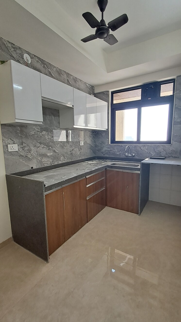 Kitchen, chandak-cornerstone 2 Bedroom 584 Sq.Ft. Apartment In Worli Mumbai 9533967