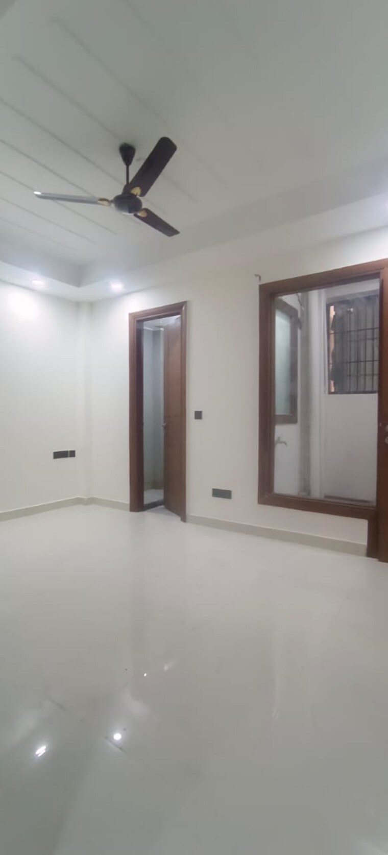 Room, freedom fighters enclave 4 Bedroom 1800 Sq.Ft. Builder Floor In Freedom Fighters Enclave Delhi 9534011