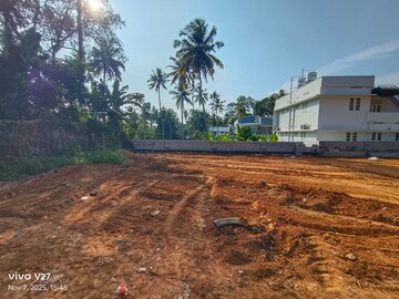  Plot For Sale in Ambalamukku