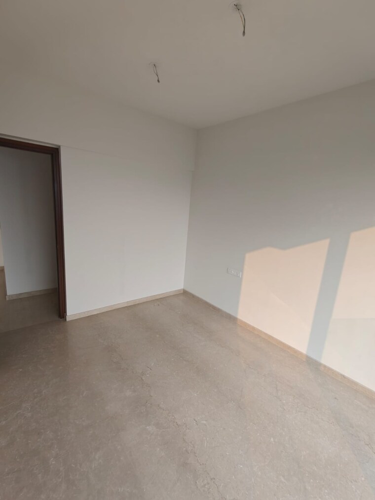 Room, courtyard-by-narang-realty-and-the-wadhwa-group 2 Bedroom 830 Sq.Ft. Apartment In Pokhran Road No Two Thane 9534042