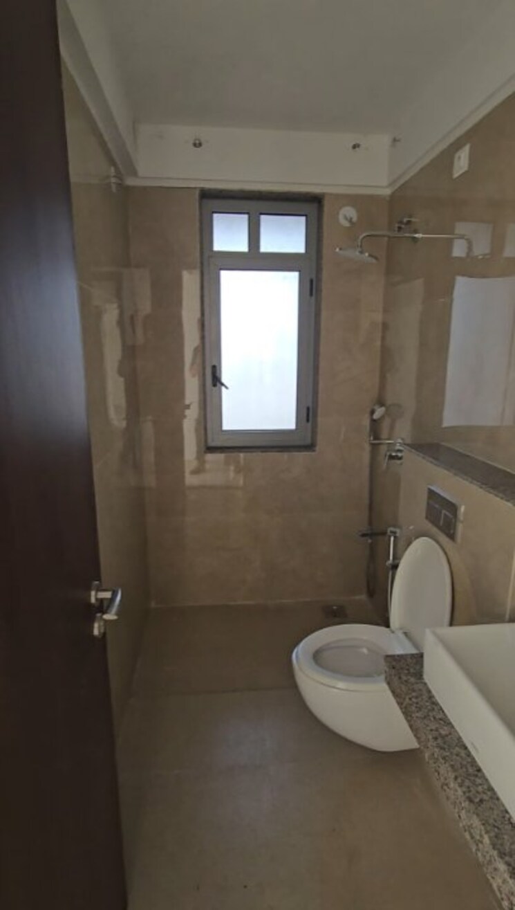 Bathroom, sunteck-city-avenue-4 3 Bedroom 968 Sq.Ft. Apartment In Goregaon West Mumbai 9520827
