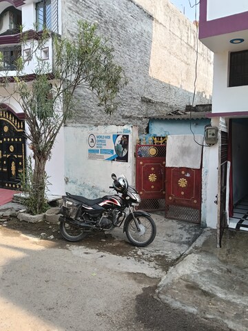  Plot – Exterior View View at Jankipuram - for Sale