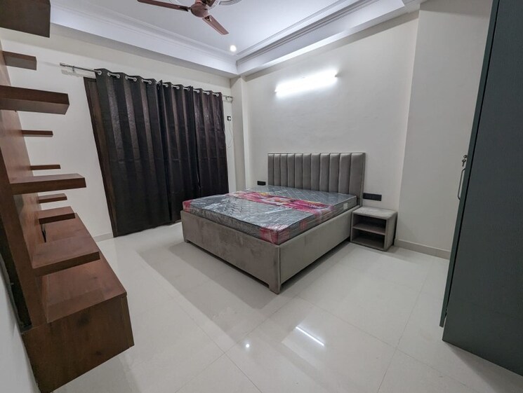 Bedroom, sector 4 3 Bedroom 2025 Sq.Ft. Independent House In Sector 4 Gurgaon 9534111