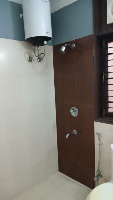 Furnished Amenities in 2 BHK Independent House at Sector 4 – for Rent