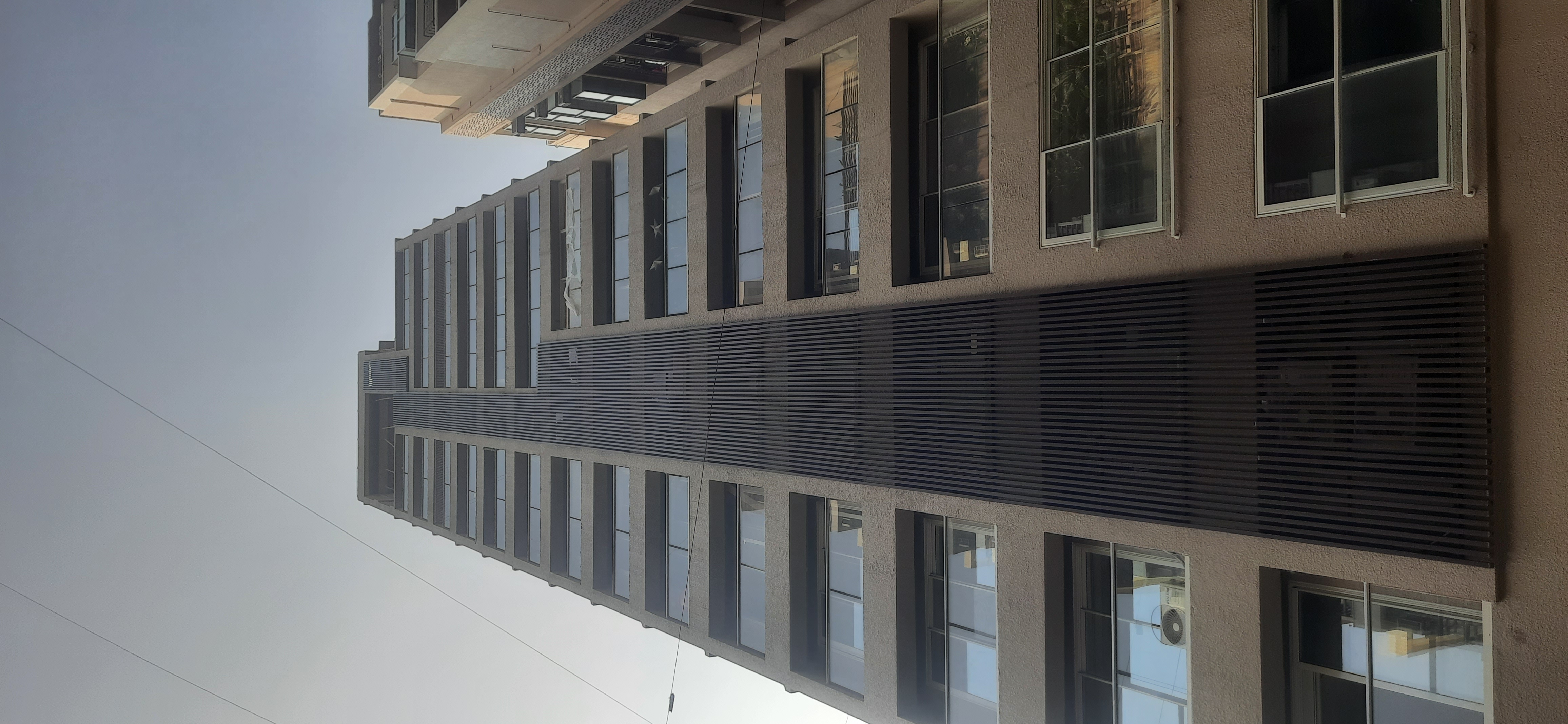 3 BHK + Servant Room Apartment For Rent in Brand Newbuilding