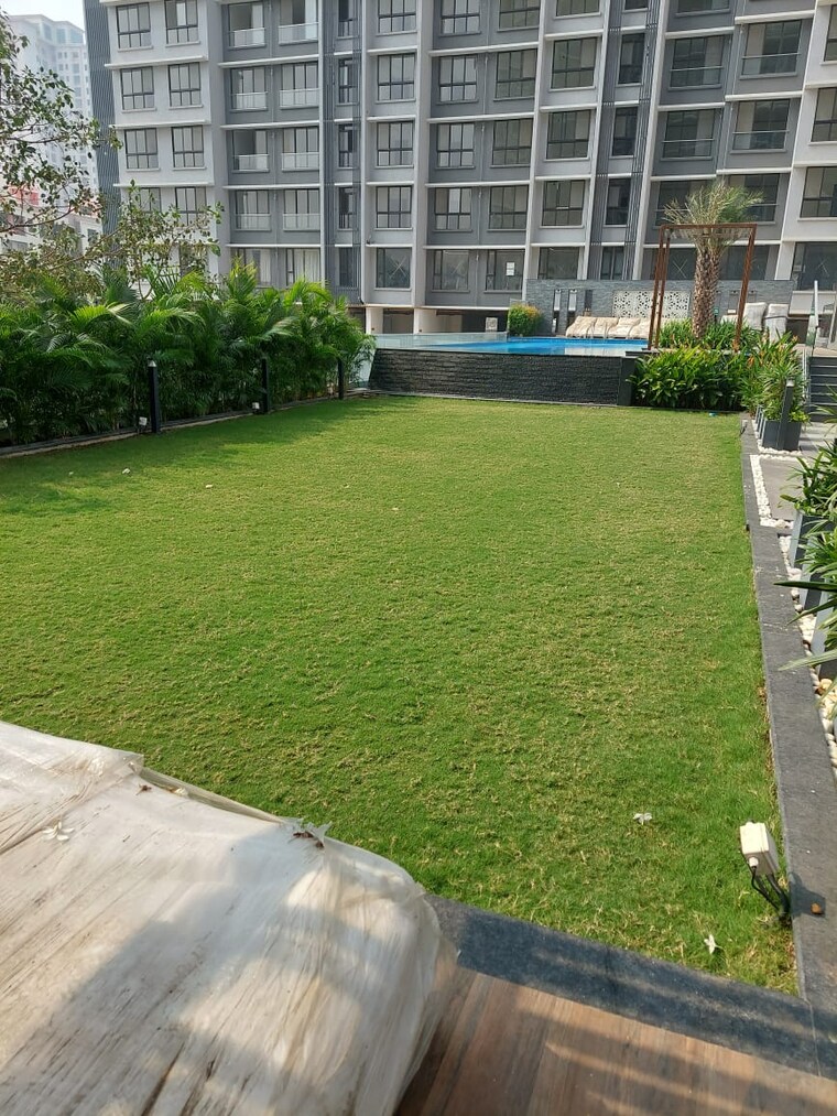 Garden, kolte-patil-verve 2 Bedroom 759 Sq.Ft. Apartment In Bangur Nagar Mumbai 9534128