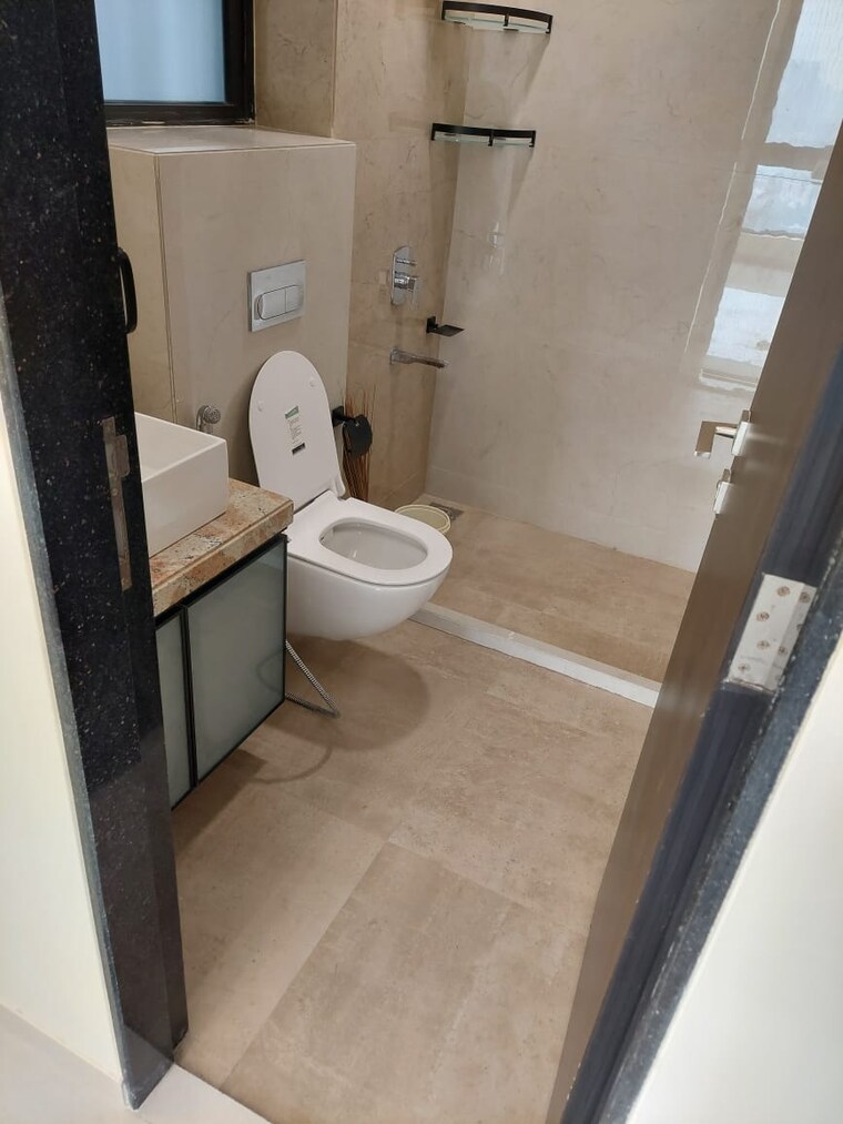 Bathroom, kolte-patil-verve 3 Bedroom 1033 Sq.Ft. Apartment In Bangur Nagar Mumbai 9534133