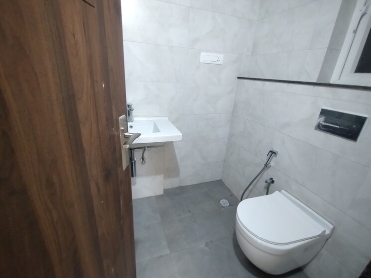 Bathroom, my-home-tridasa 3 Bedroom 1840 Sq.Ft. Apartment In Tellapur Hyderabad 9534134