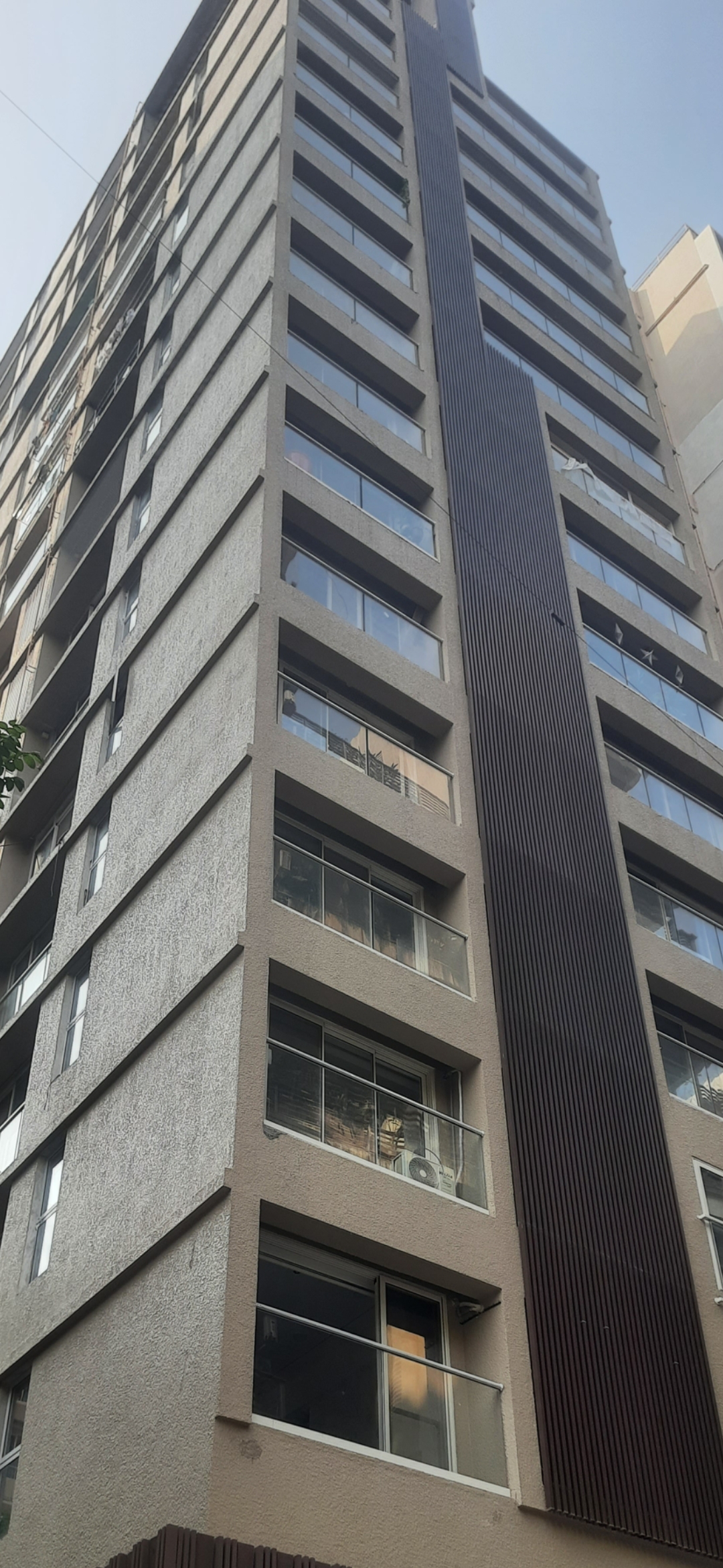 4 BHK + Servant Room Apartment For Rent in Brand Newbuilding