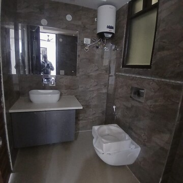Bathroom in 4 BHK Builder Floor at Sector 23 – for Rent