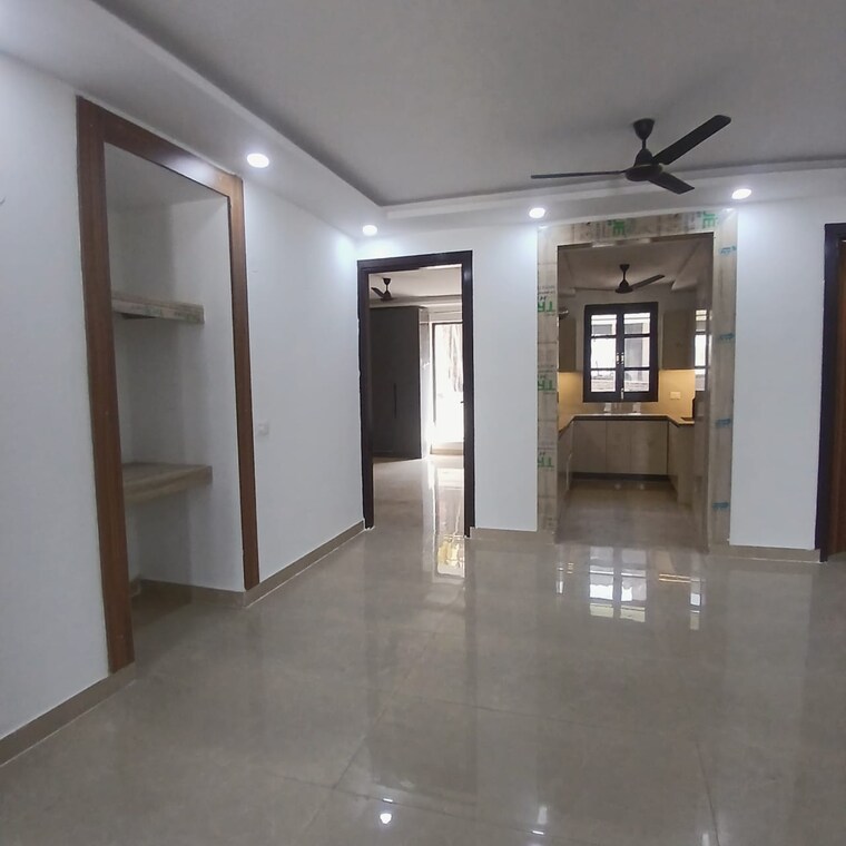 Room, sector 23 4 Bedroom 3800 Sq.Ft. Builder Floor In Sector 23 Gurgaon 9534153