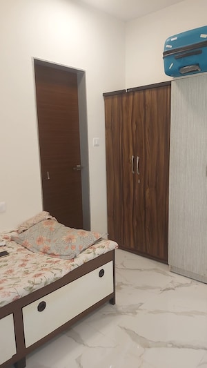 Room in  Pg at Malad West – for Rent