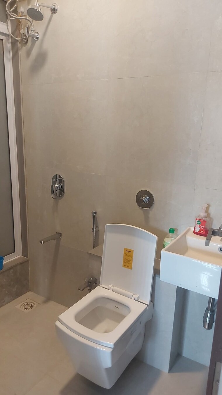 Room, malad west Pg For Girls In Malad West 9534205