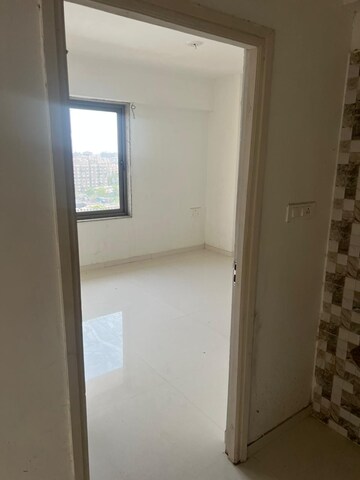 Room in 3 BHK Apartment at Super Shaligram, Gota – for Sale