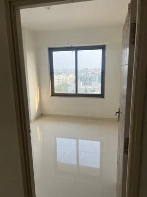 Room in 3 BHK Apartment at Super Shaligram, Gota – for Sale
