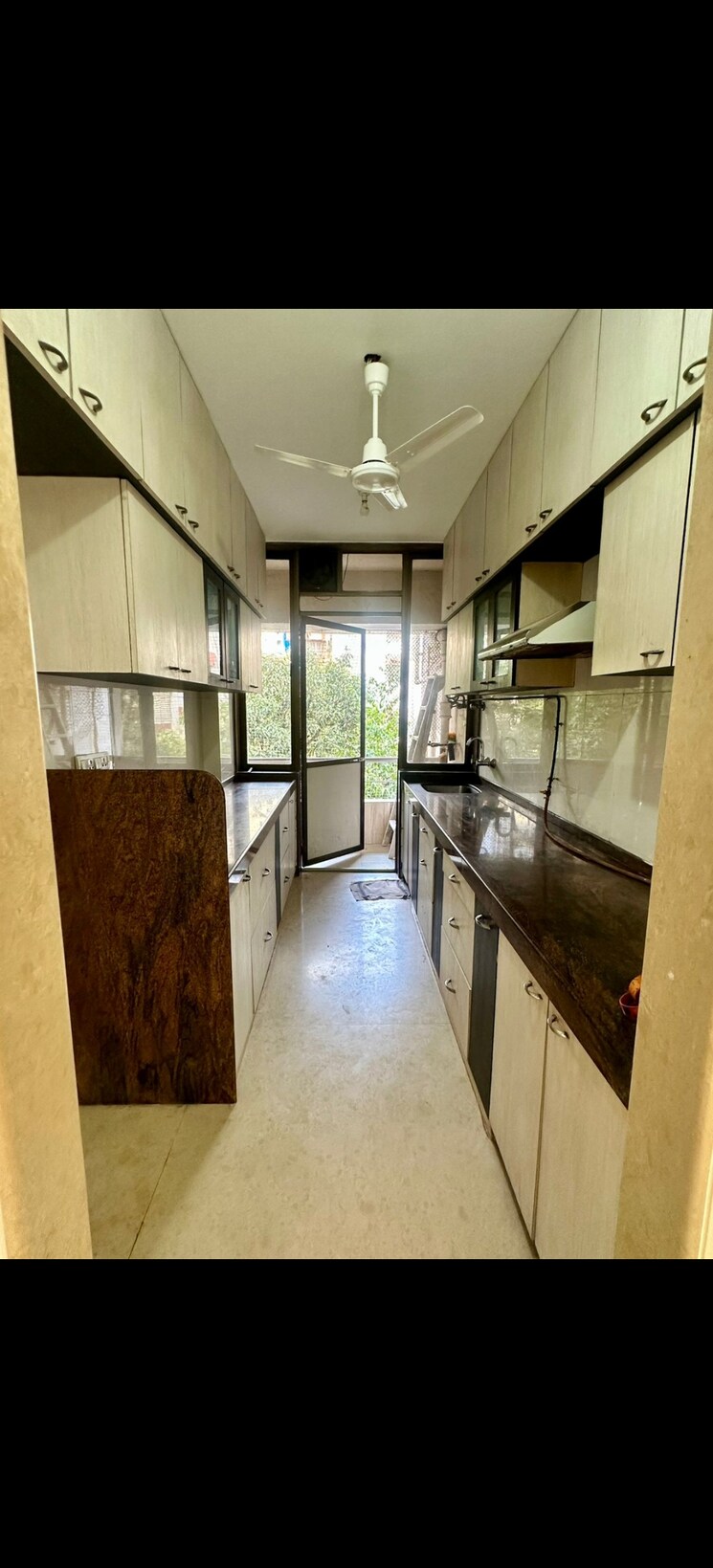 Kitchen, casa-di-rosa 3 Bedroom 1400 Sq.Ft. Apartment In Bandra West Mumbai 9534213