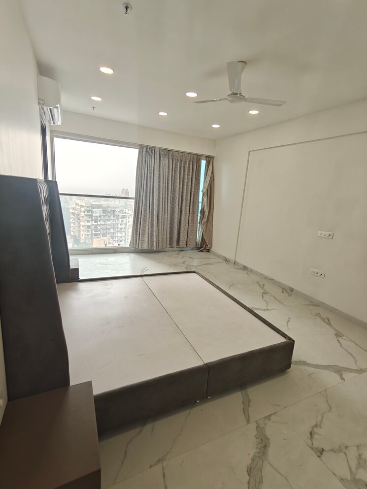 Kitchen, joy-legend 4 Bedroom 1962 Sq.Ft. Apartment In Khar West Mumbai 9534214