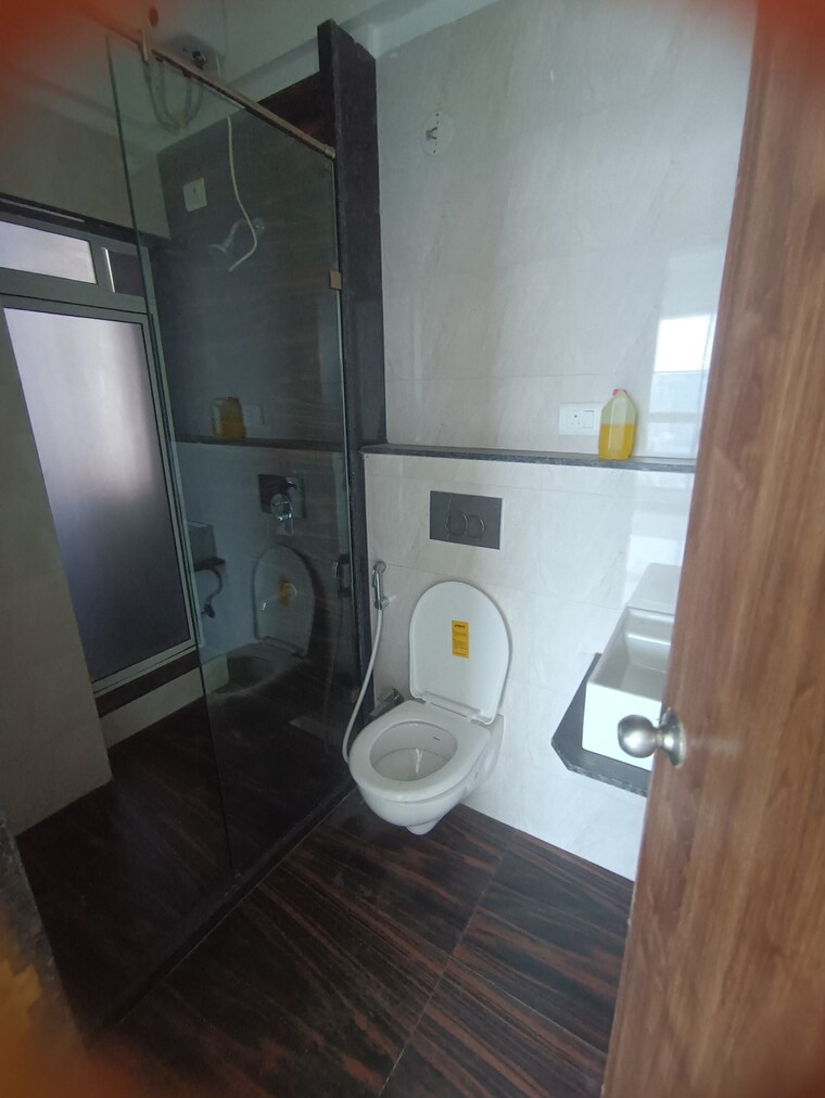 Bathroom, shreeji-atlantis 2 Bedroom 734 Sq.Ft. Apartment In Malad West Mumbai 9534219