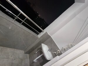 Furnished Amenities in 1 BHK Apartment at Kondapur – for Rent