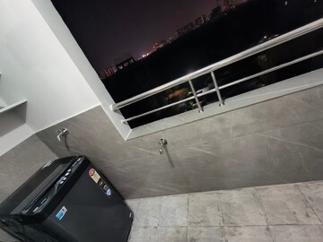 Furnished Amenities in 1 BHK Apartment at Kondapur – for Rent