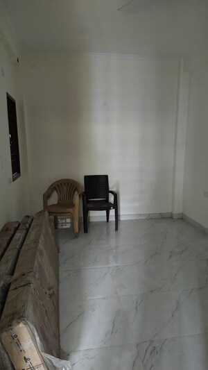 Staircase in 3.5 BHK Apartment at Ramprastha Pearl Court, Vaishali Sector 7 – for Sale