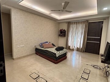 Living Room in 3 BHK Builder Floor at Empire Floors, Sector 57 – for Rent