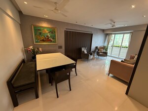 Team Area in 3 BHK Apartment at Lokhandwala Residency, Worli – for Rent