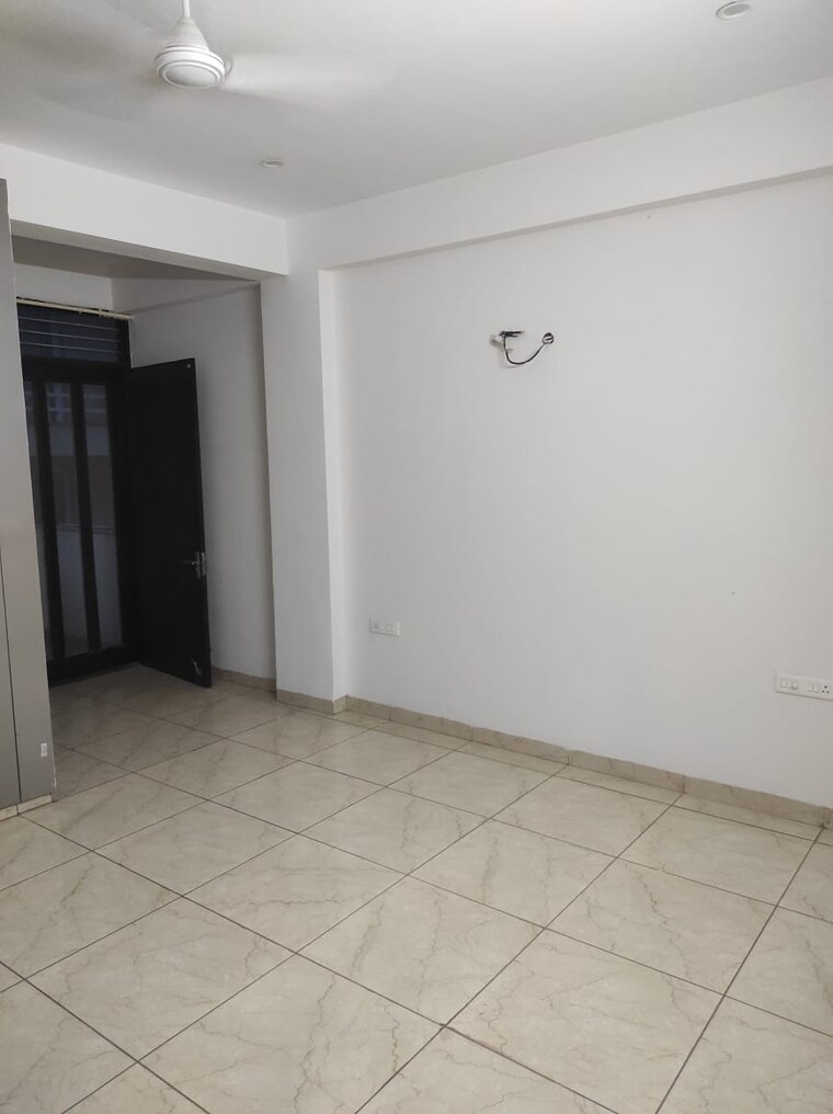 Room, cosmos-express-99 3 Bedroom 1865 Sq.Ft. Apartment In Sector 99 Gurgaon 9534289