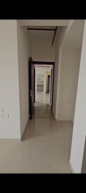 2 BHK Apartment For Sale in Rosa Manhattan, Ghodbunder Road