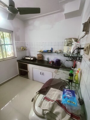 Kitchen in 1.5 BHK Apartment at Kalina Sangam CHS, Santacruz East – for Rent