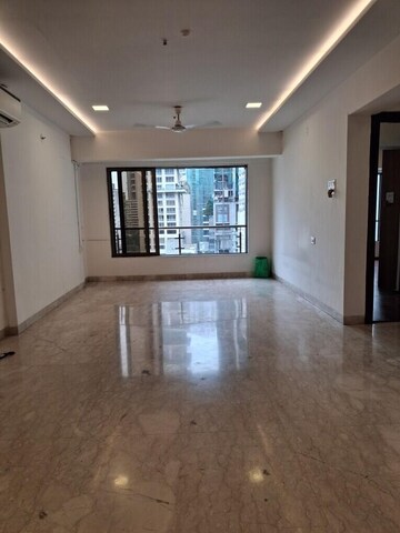 Room in 3 BHK Apartment at Prabhadevi CHS, Prabhadevi – for Rent