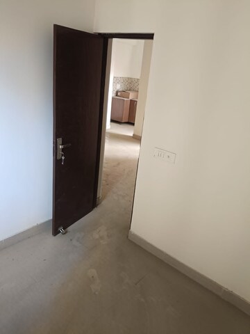 Room in 4 BHK Apartment at ATS Pristine, Sector 150 – for Sale