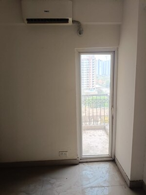 Room in 4 BHK Apartment at ATS Pristine, Sector 150 – for Sale