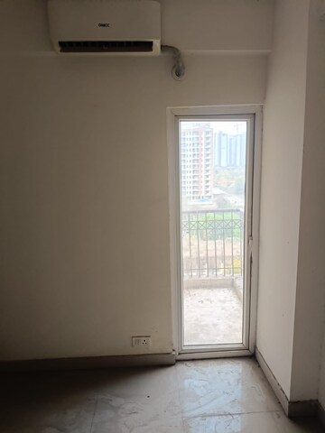 Room in 4 BHK Apartment at ATS Pristine, Sector 150 – for Sale