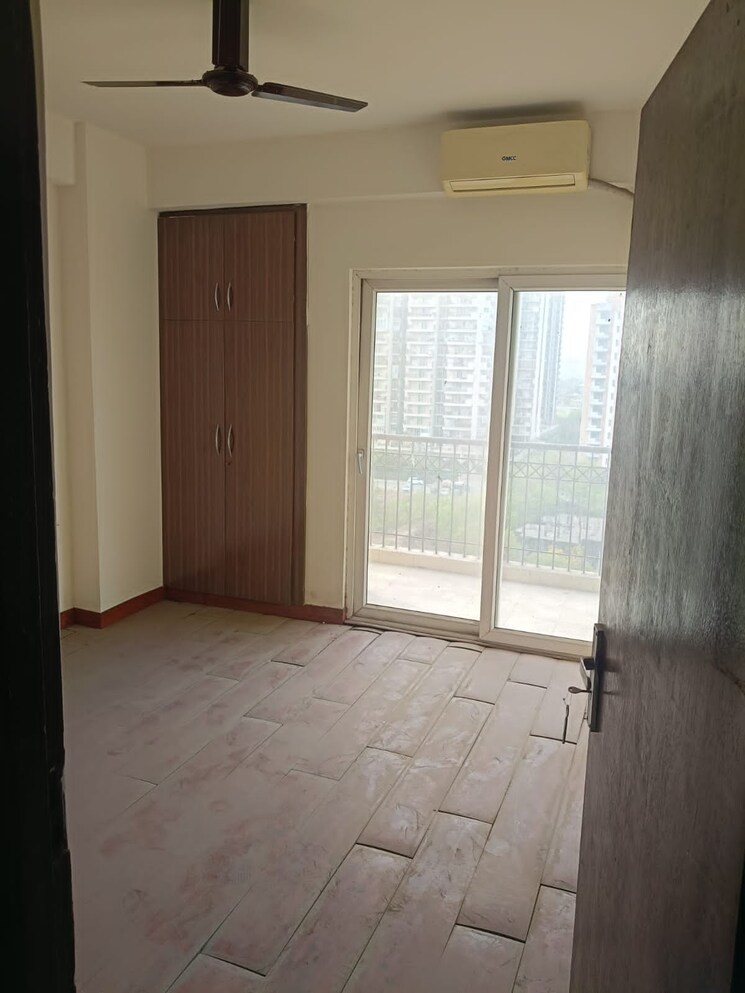 Room, ats-pristine 4 Bedroom 5500 Sq.Ft. Apartment In Sector 150 Noida 9534298