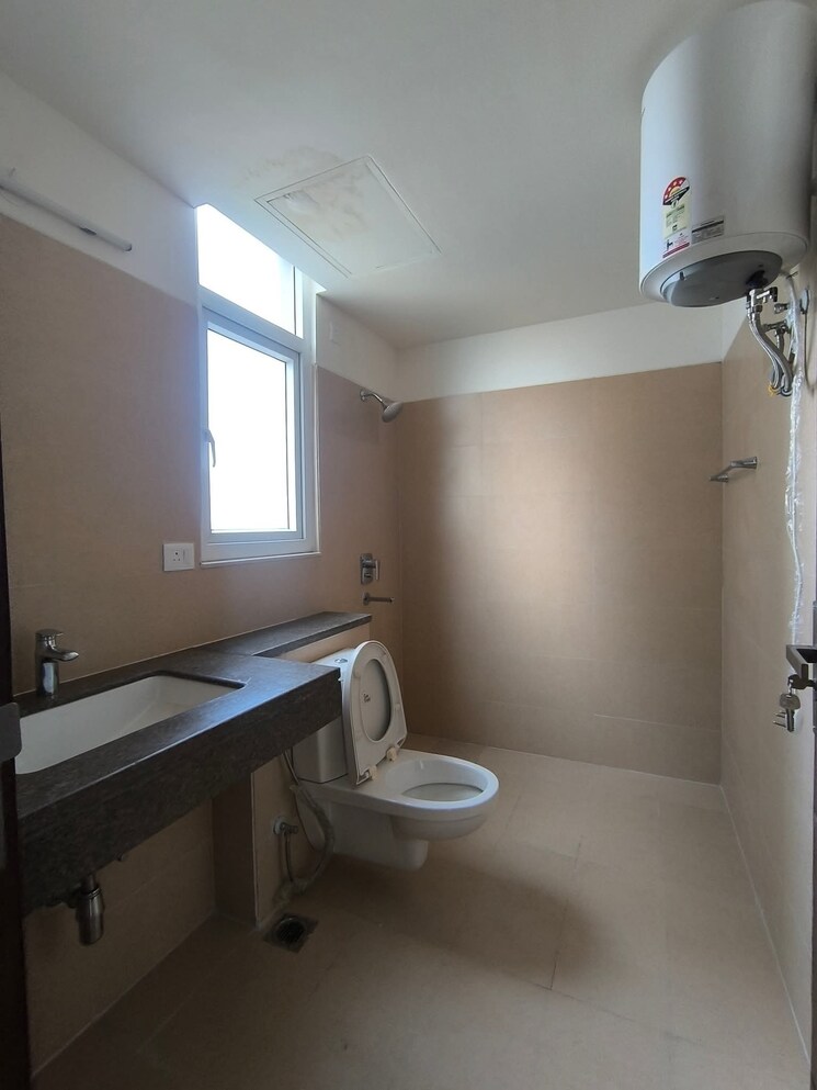 Bathroom, puri-diplomatic-greens-phase-i 3 Bedroom 1800 Sq.Ft. Apartment In Sector 111 Gurgaon 9530585