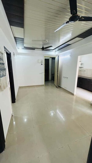3 BHK Apartment For Sale in Mahagun Moderne, Sector 78