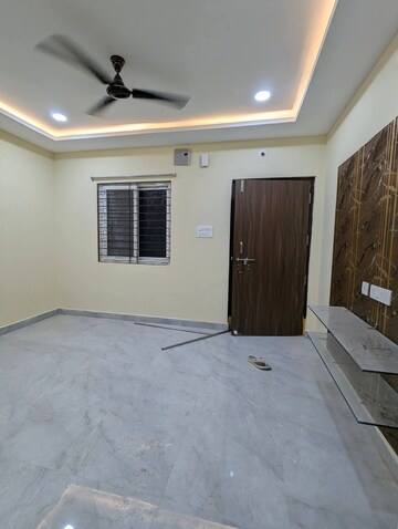 Room in 1 BHK Apartment at Kondapur – for Rent