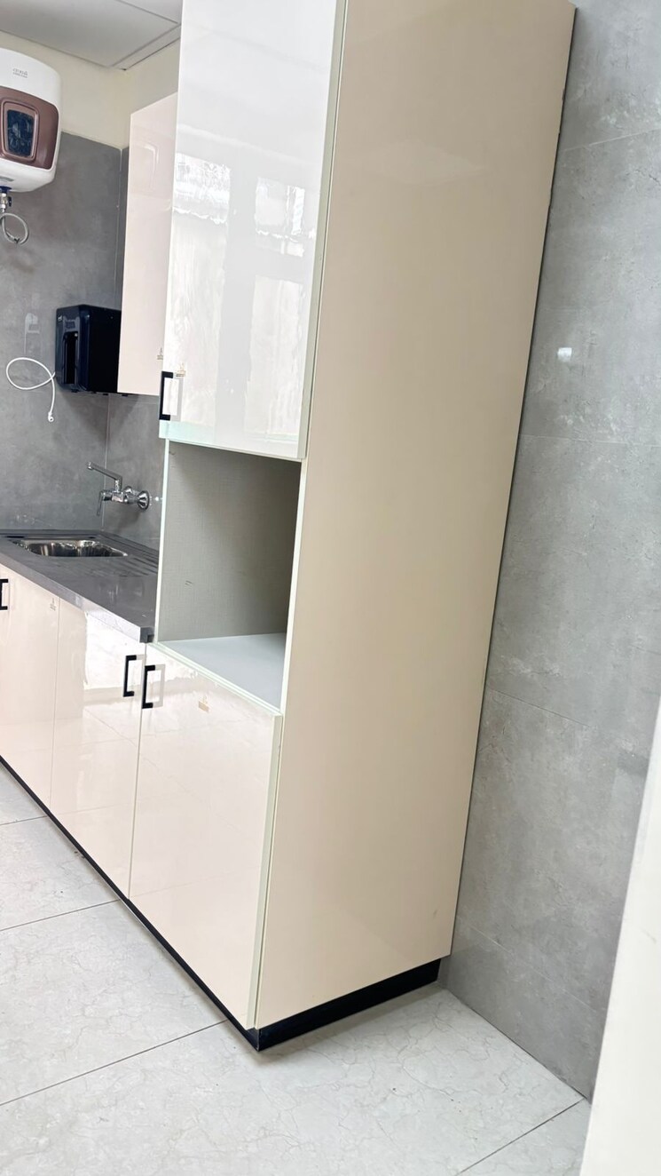 Kitchen, amrapali-leisure-park 3 Bedroom 2125 Sq.Ft. Apartment In Amrapali Leisure Valley Greater Noida 9534328