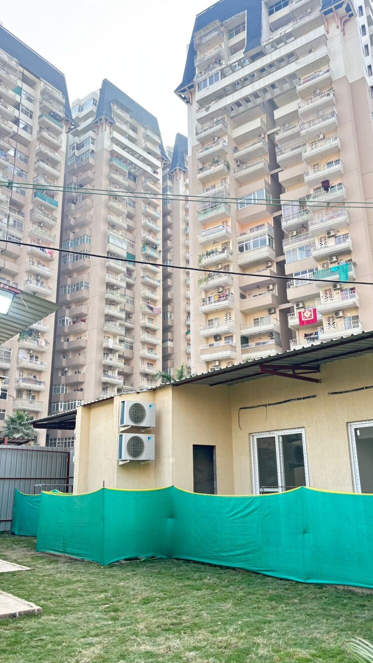 Exterior View, amrapali-leisure-park 3 Bedroom 2125 Sq.Ft. Apartment In Amrapali Leisure Valley Greater Noida 9534328