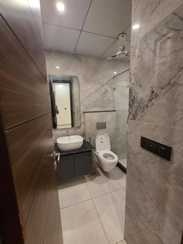 Attached Bathroom, ireo-skyon 3 Bedroom 2045 Sq.Ft. Apartment In Sector 60 Gurgaon 9534338