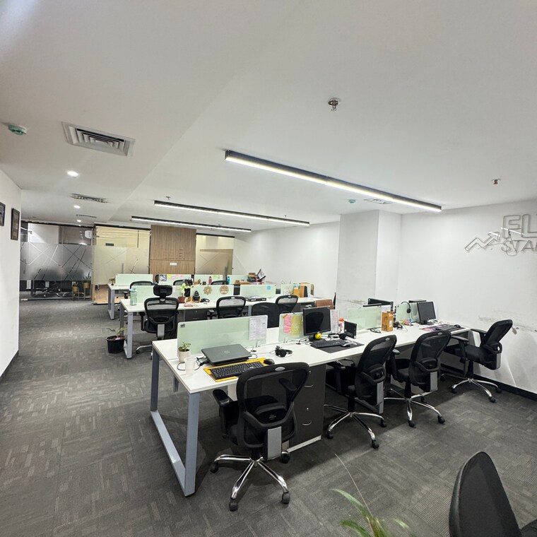 Team Area, sector 74 Commercial Office Space 2500 Sq.Ft. In Sector 74 Mohali 9534380