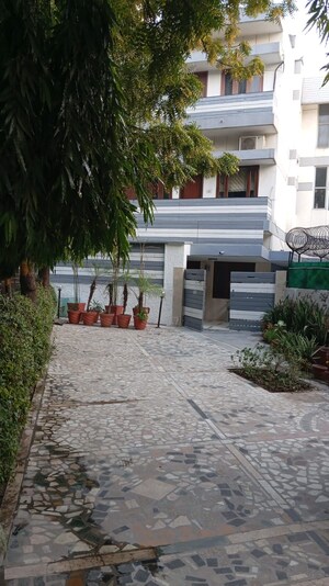 2 BHK Builder Floor – Exterior View View at Safdarjung Development Area - for Rent