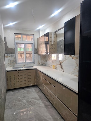 Kitchen in 3 BHK Builder Floor at Essar Homes, Sainik Colony – for Sale